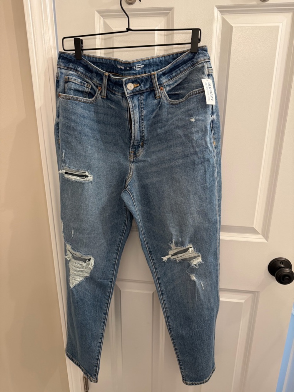 Old Navy Women's Light Blue Distressed Boyfriend Jeans